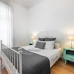 Centenary Cosy - 7 *