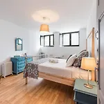Centenary Cosy - 7 Porto