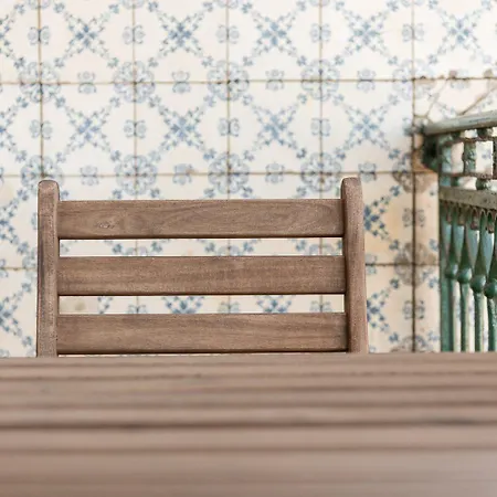 Centenary Cosy - 7 *